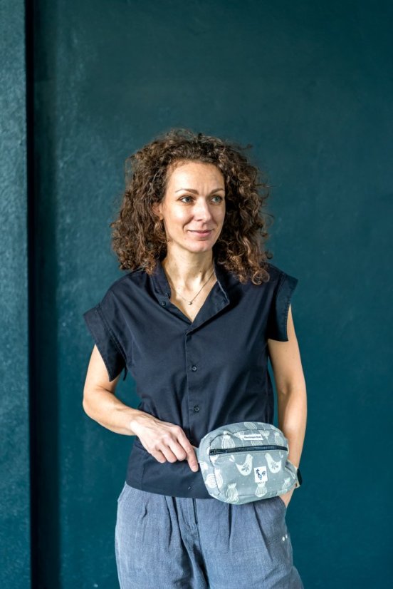 ĽADVINKA crossbody z odrezku šatky SESTRICE