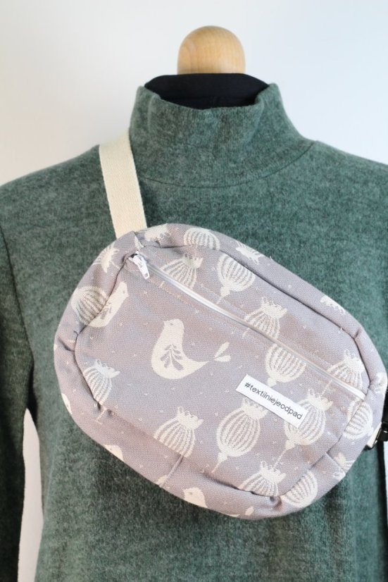 ĽADVINKA crossbody z odrezku šatky SESTRICE