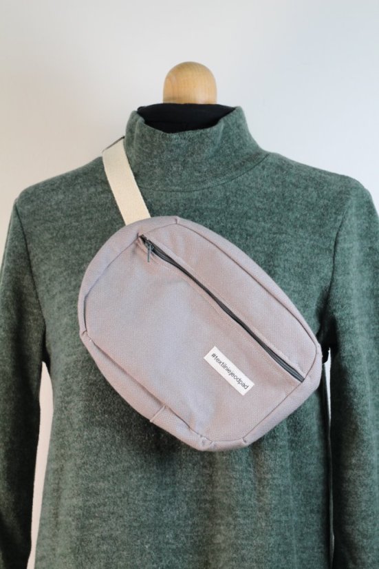 ĽADVINKA crossbody z odrezku šatky SESTRICE