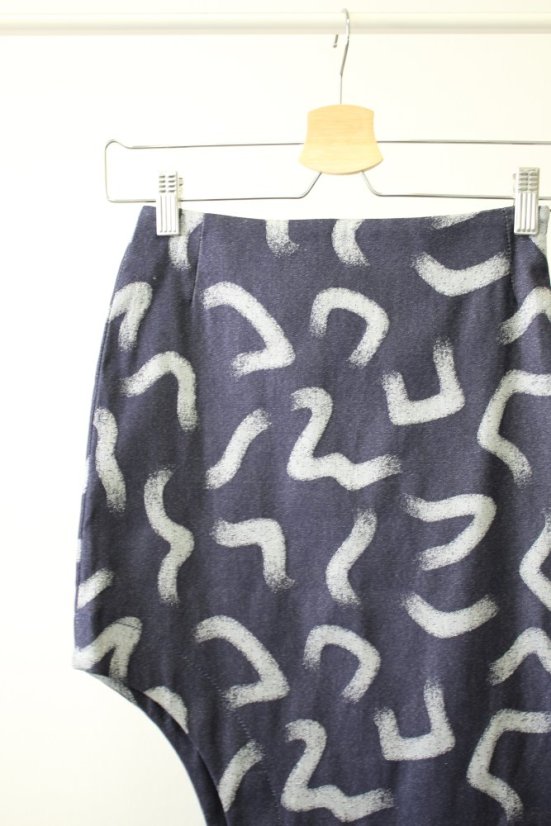 dámska dizajnová sukňa, mini CROP top, rifľovka EXTRAVAGANCIA vol.1