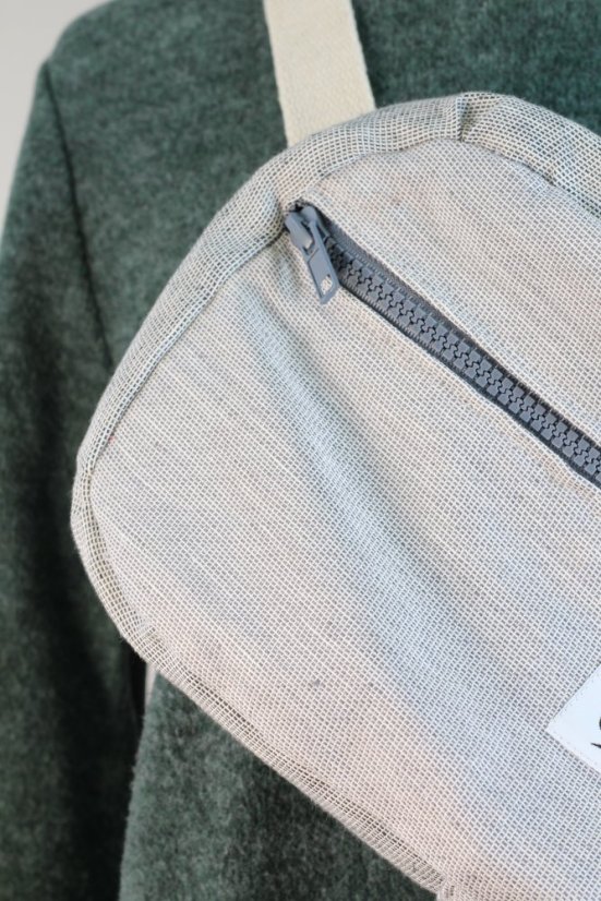 ĽADVINKA crossbody z odrezku šatky SESTRICE