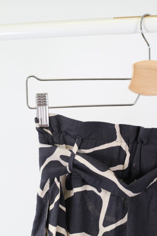 dámske VERA WANG sako, štýlová sukňa, top a nohavice  VIBE vol.3