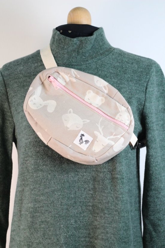 ĽADVINKA crossbody z odrezku šatky SESTRICE